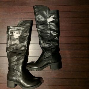 Just-over-the-knee black boots